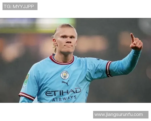 哈兰德如何凭借超强速度与力量在足球赛场上统治对手